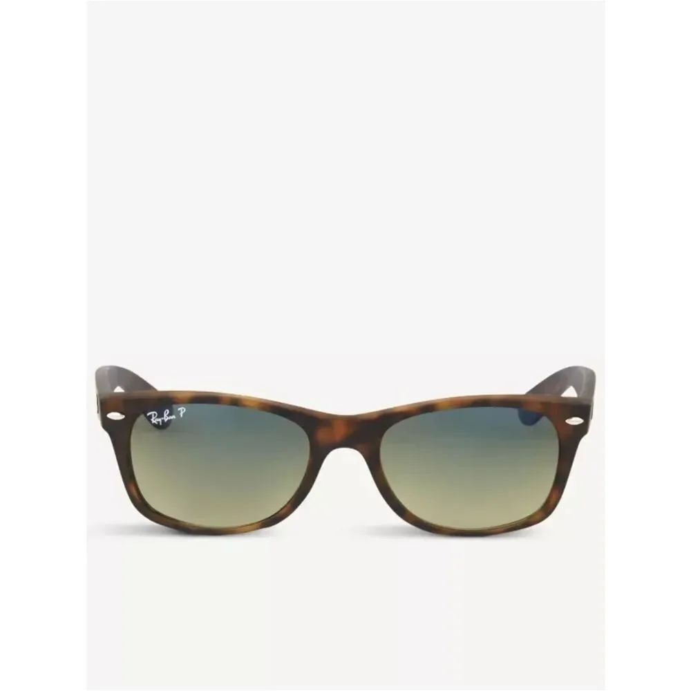 RAY-BAN New Wayfarer Tortoiseshell Matte Finish Sunglasses in ‘Matte Havana’